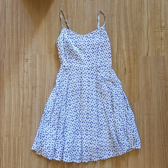 Patterned Summer Dress - Picture 1 of 3